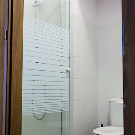 Folk Krakowskie Przedmiescie Hostel *